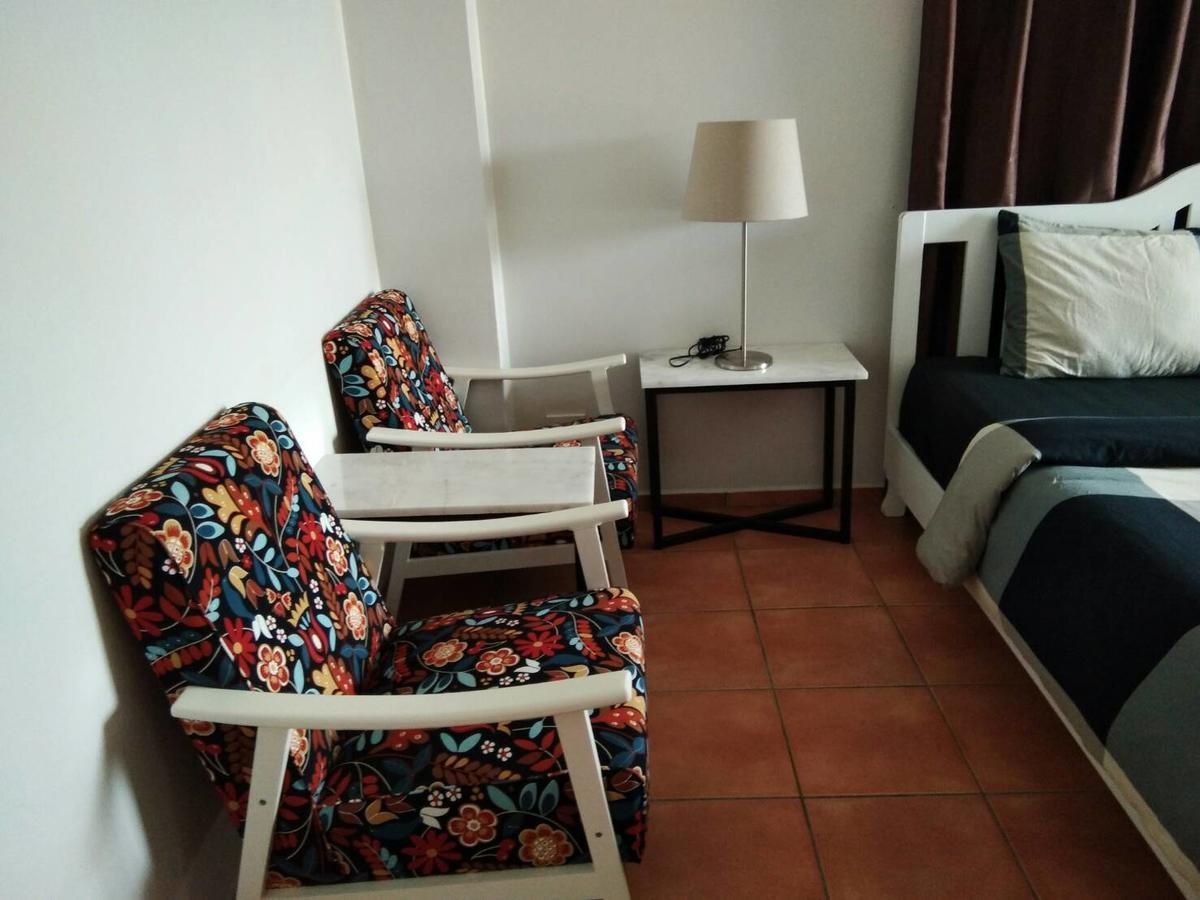Lomsabai Apartments Бангсен Екстер'єр фото